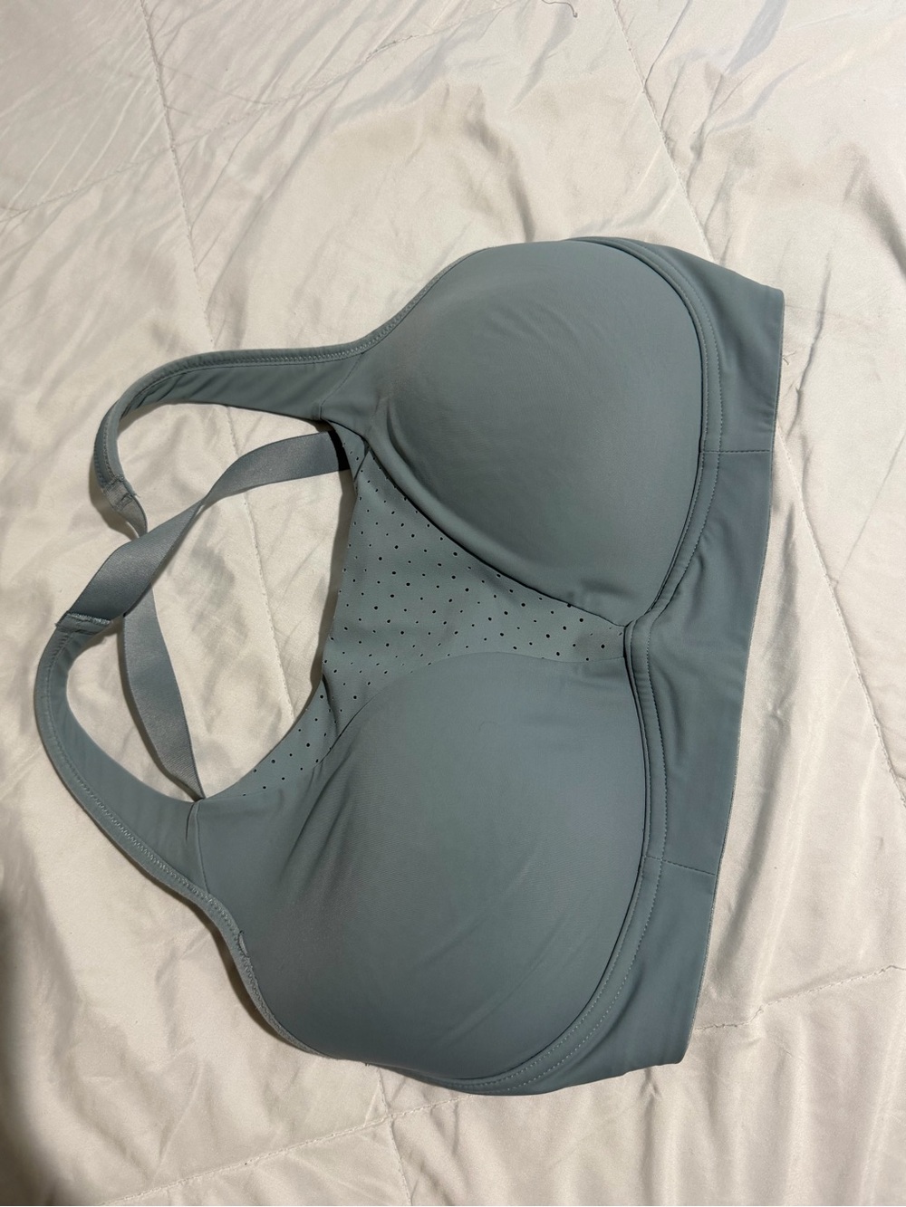 Wireless LULU LEMON Padded Sports Bra in light blue
